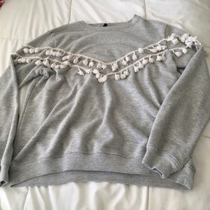 Cozy long sleeve\sweater with tassels